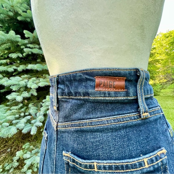 Paige: Margot high-rise denim shorts - Picture 4 of 6